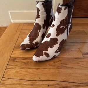 Beautiful booties DKNY real leather